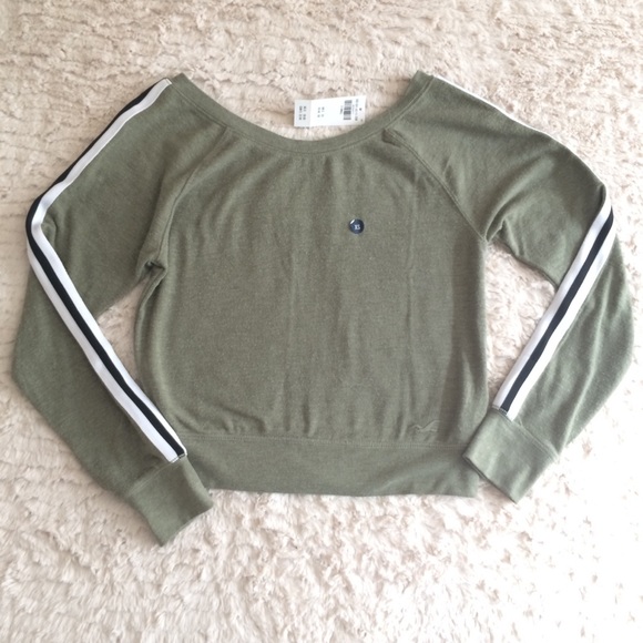 Hollister Sweaters - Olive Off The Shoulder Sweater